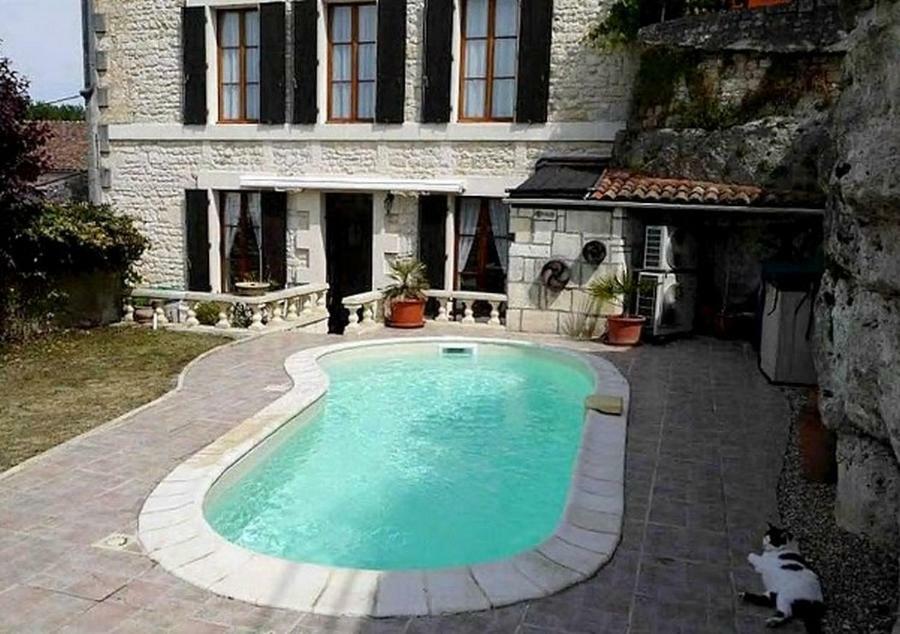 La Maison De L'Aubepin Saint-Savinien Kültér fotó